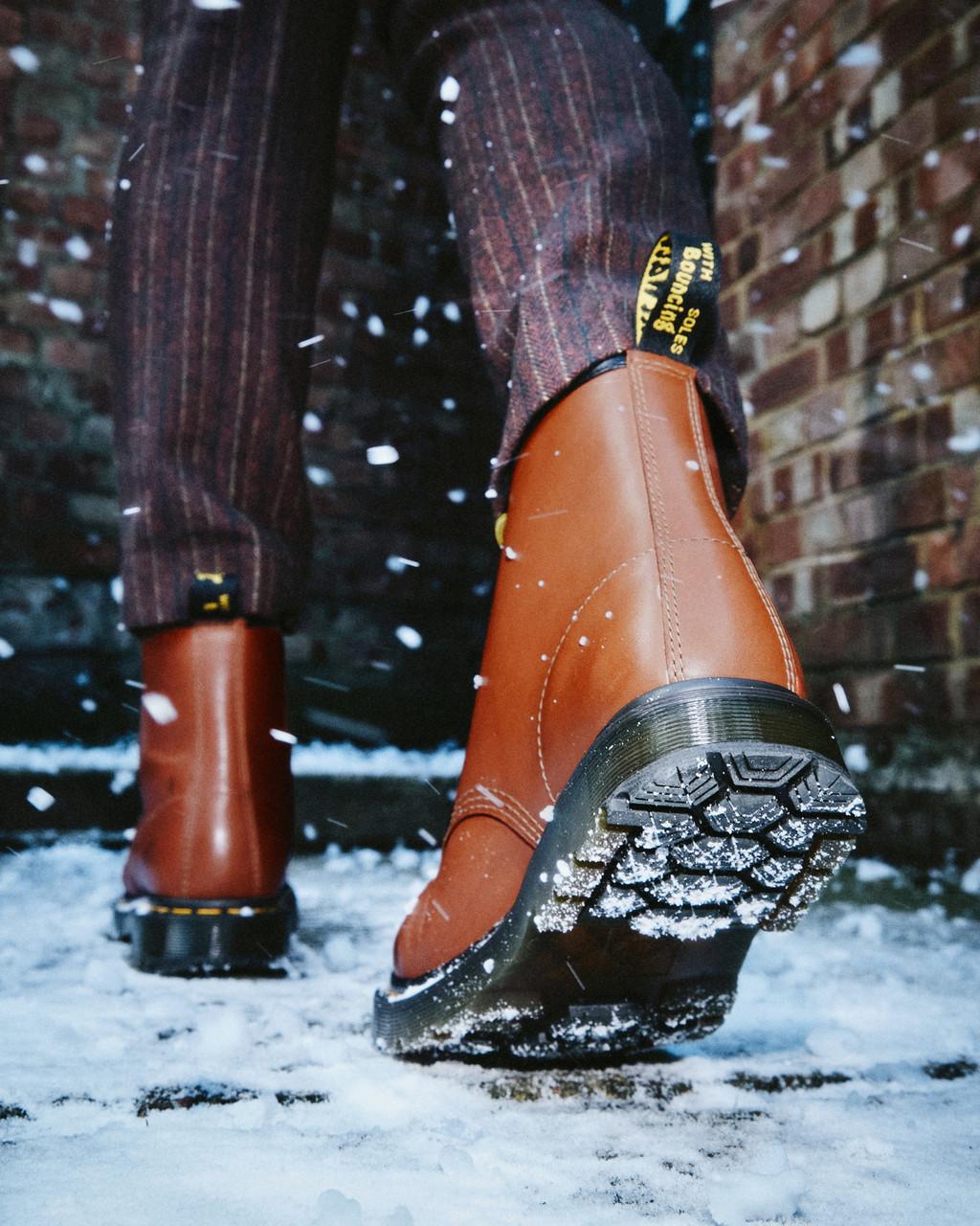 Botas con Cordones Dr Martens 1460 DM's Wintergrip Leather Mujer Marrones | 61288151